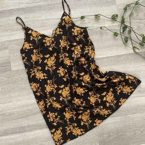 SHEIN Floral Printed Sun Dress